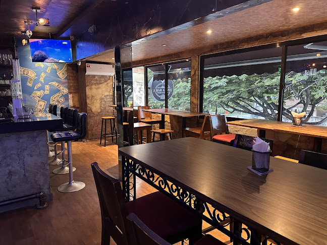 Comentarii opinii despre A Bar Above