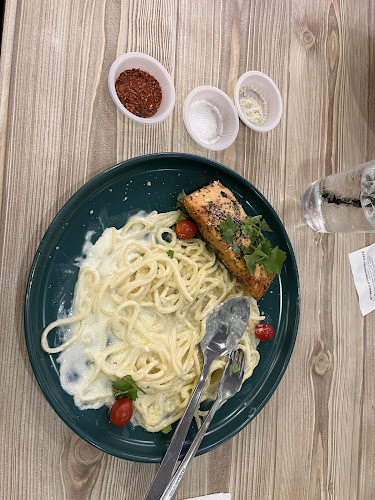 Sitiawan Strawberry Kafe - Seri Manjung