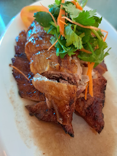 Zing On 7th - Gastronomi dan perhotelan