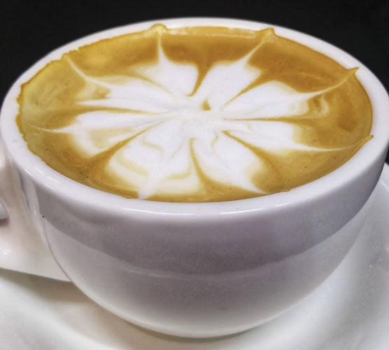 No 226 Perniagaan, Jalan Manjung Point 4/6, 32040 Seri Manjung, Perak