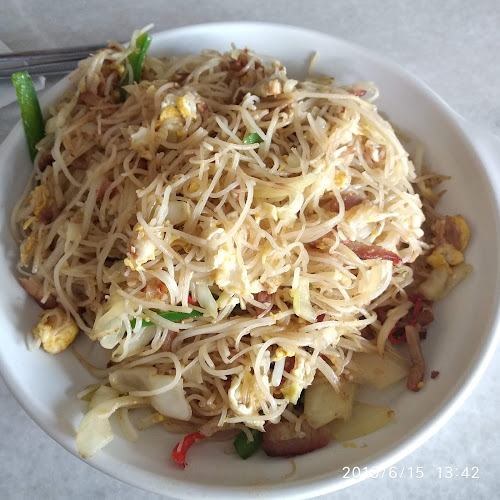 Kiat Lee Restaurant - Gastronomi dan perhotelan