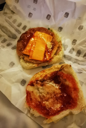 Comentarii opinii despre Old Trafford Burger