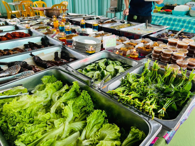 Mom's Prison Corner - Gastronomi dan perhotelan