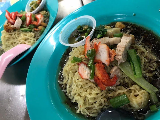 Comentarii opinii despre Chong Heng Kopitam 二街 中兴茶室