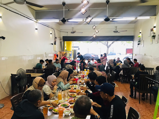 Opinii despre Nasi Ayam 5 Rasa în Johor Bahru - Gastronomi dan perhotelan