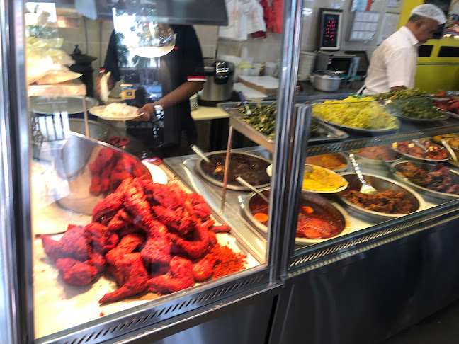 Restoran Al-Azmi Bistro - Gastronomi dan perhotelan