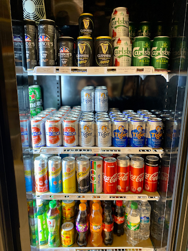 Comentarii opinii despre Soon Huat Wine & Tobacco (Campbell Street)