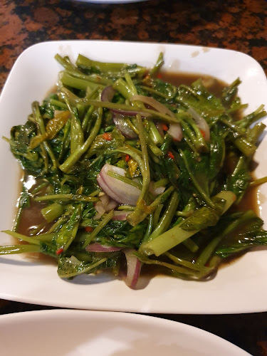 Phad Thai Restaurant - Gastronomi dan perhotelan