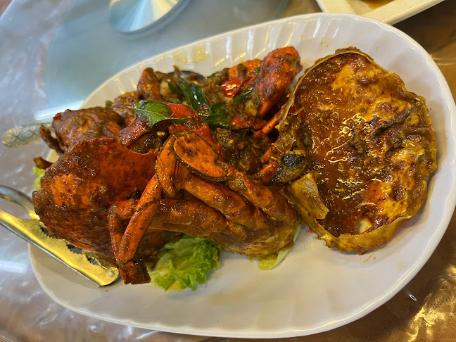 One To Six Seafood Restaurant - Gastronomi dan perhotelan