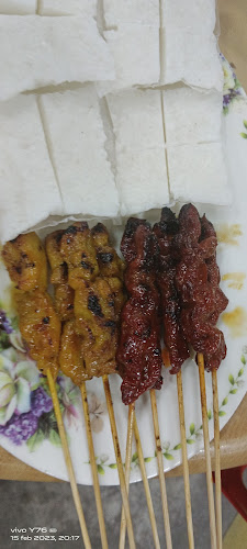 Lido Square - Gastronomi dan perhotelan