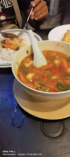 Opinii despre Wollam X Cafe în Kuala Terengganu - Gastronomi dan perhotelan