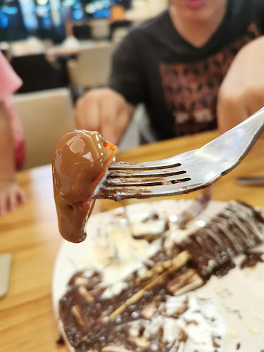 Comentarii opinii despre Molten Chocolate Cafe Dataran Pahlawan