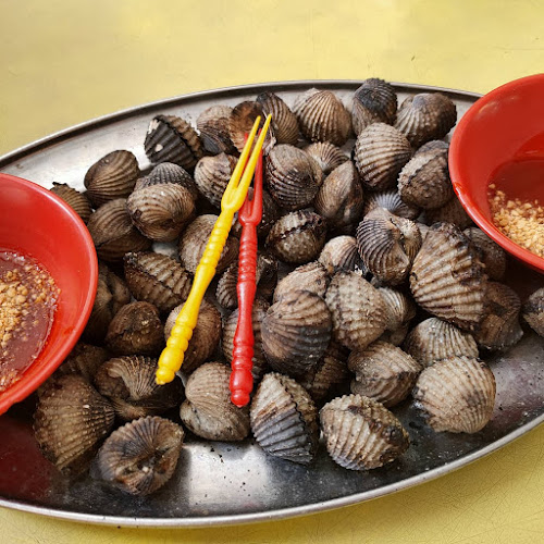 Opinii despre Kompleks Makanan Medan Renong Padang Kota Lama în George Town - Gastronomi dan perhotelan