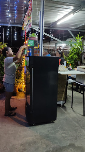 Comentarii opinii despre BIDOSSS PORK BURGER STATION