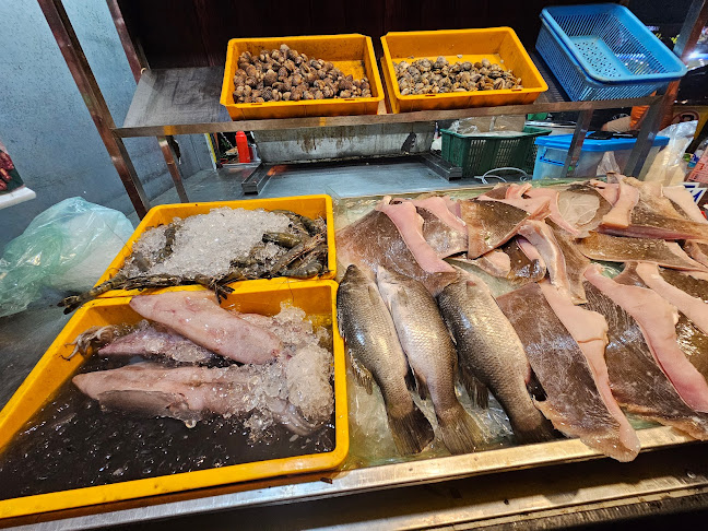 Lao Ma Zi Ikan Bakar 老妈子烧鱼 - Gastronomi dan perhotelan