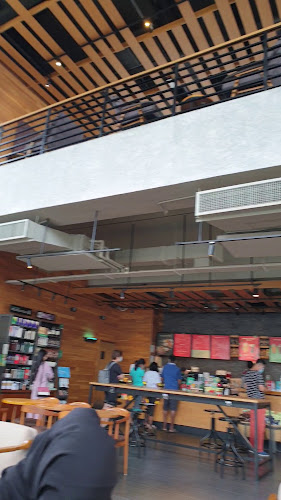 Opinii despre Starbucks Juru R&R DT în Perai - Gastronomi dan perhotelan