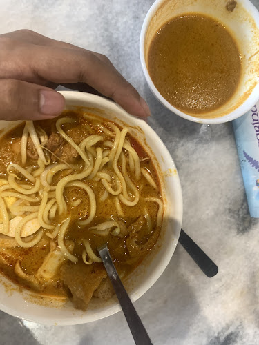 Opinii despre Kueh Cafe • Subang Jaya în Subang Jaya - Gastronomi dan perhotelan