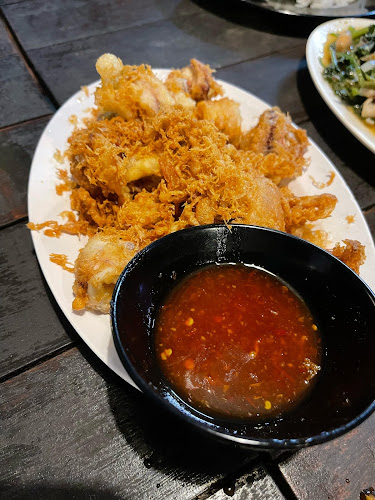 Restoran Lumut Ikan Bakar - Gastronomi dan perhotelan