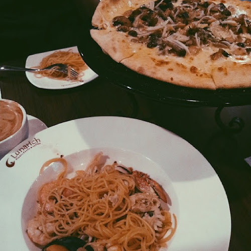 Lunarich Malaysia Pizza & Pasta - Gastronomi dan perhotelan