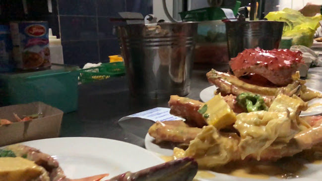 Comentarii opinii despre Cengkerang Seafood Jumble