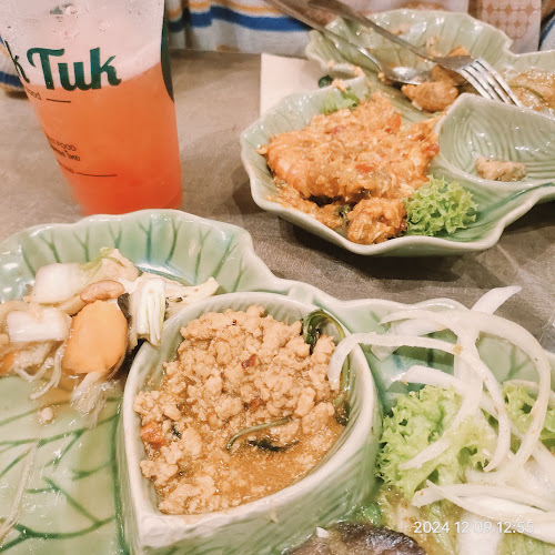 Opinii despre Mr. Tuk Tuk Sunway Pyramid în Subang Jaya - Gastronomi dan perhotelan