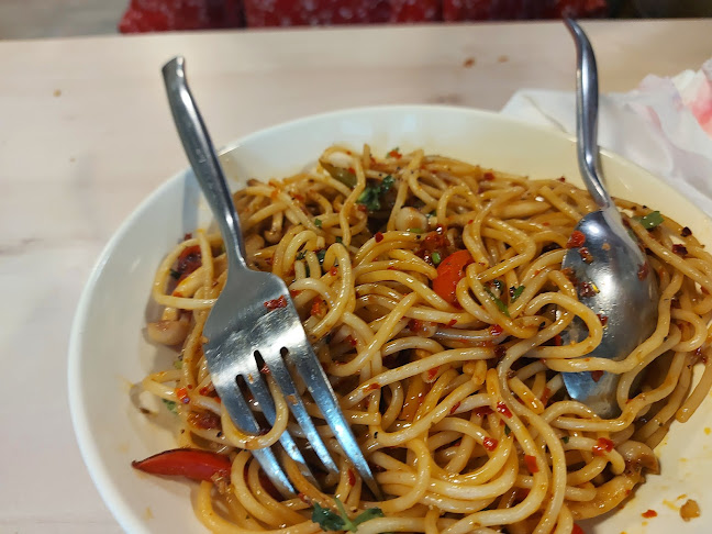 De Cafe & Rest House - Gastronomi dan perhotelan