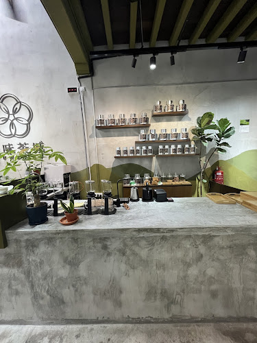 Comentarii opinii despre 五味茶城 Wu Wei Tea Georgetown