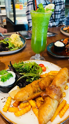 Opinii despre One Serambi Cafe în Shah Alam - Gastronomi dan perhotelan