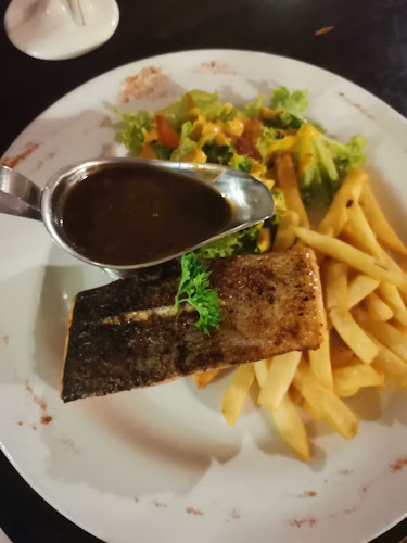 Comentarii opinii despre The Cave Restaurant