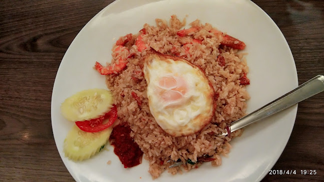 Comentarii opinii despre Sitiawan Strawberry Kafe