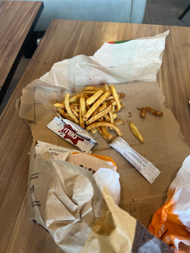 Burger King M-City - Gastronomi dan perhotelan