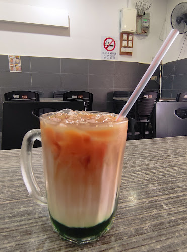 71, Jln Padungan, 93100 Kuching, Sarawak