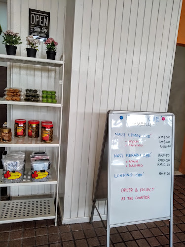 Kafe Che' - Gastronomi dan perhotelan