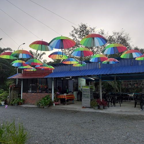 LAKSA CUCOQ FITRI & MEE UDANG KARA,WESTERN FOOD - Gastronomi dan perhotelan