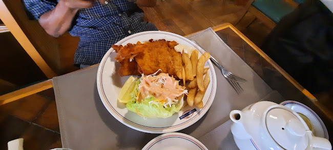 Restoran Victoria Station - Gastronomi dan perhotelan