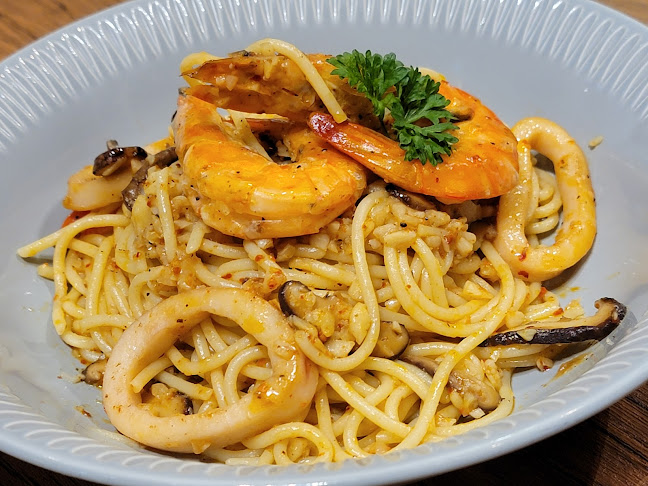 Double Knott Cafe - Gastronomi dan perhotelan