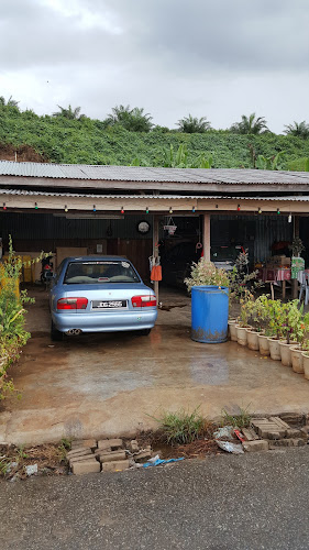Kedai Makan Kat Tie - Gastronomi dan perhotelan