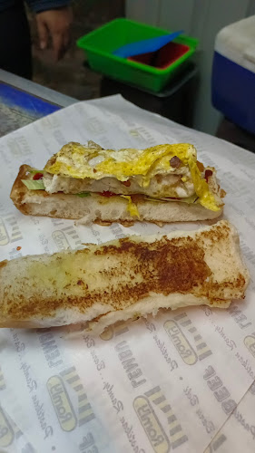 Comentarii opinii despre Burger Abam Polis