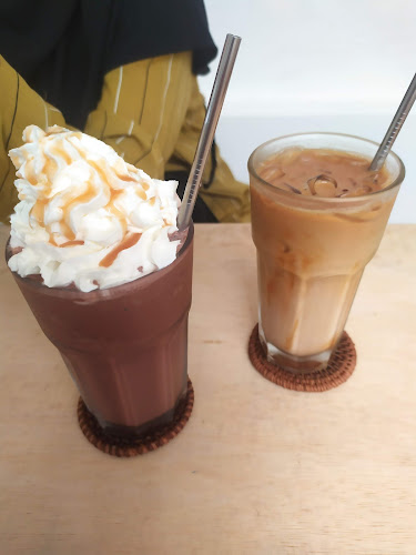 Comentarii opinii despre PBUY Store & DRINKÄ Coffee