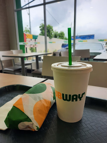 Subway @ BHPetrol Bandar Baru Tunjong - Gastronomi dan perhotelan