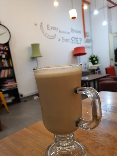 Opinii despre Cafe Alice în Kampar - Gastronomi dan perhotelan