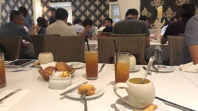 Deluxcious Spa & Restaurant - Gastronomi dan perhotelan