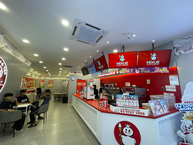 Mixue Sri Permaisuri 8 - Gastronomi dan perhotelan