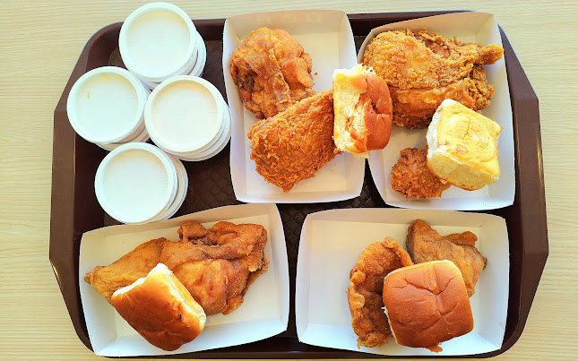 KFC Slim River - Gastronomi dan perhotelan