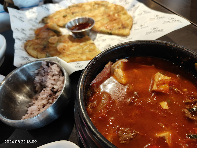 Opinii despre The Fire Korean Restaurant în Petaling Jaya - Gastronomi dan perhotelan