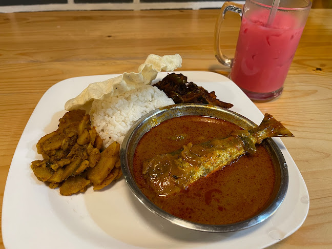 Nature's Touch Cafe - Bukit Beruang