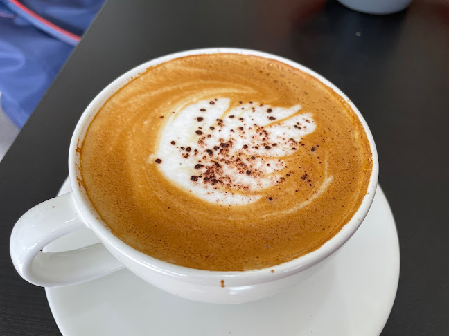 Comentarii opinii despre Sausage KL Cafe & Deli