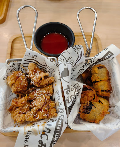 MyeongDong Topokki - Gastronomi dan perhotelan