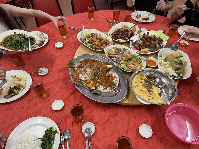 Uncle Ng Restaurant 皇廷囍宴海鲜酒家 - Gastronomi dan perhotelan