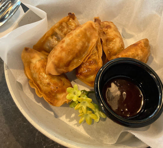 Undisclosed Location - Gastronomi dan perhotelan